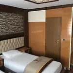Hotel Demosan 3*