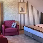 Demosan Hotel 3*