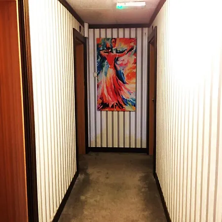 Demosan ホテル 3*