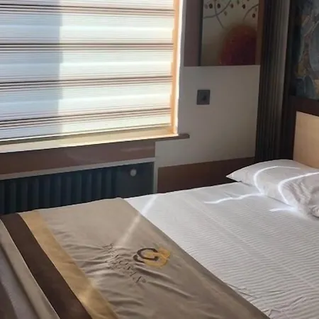 Demosan ホテル ヒルデン