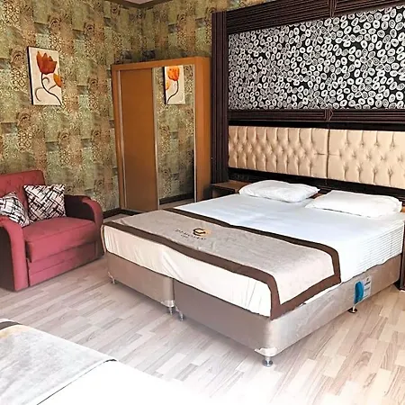 Demosan Hotel 3*