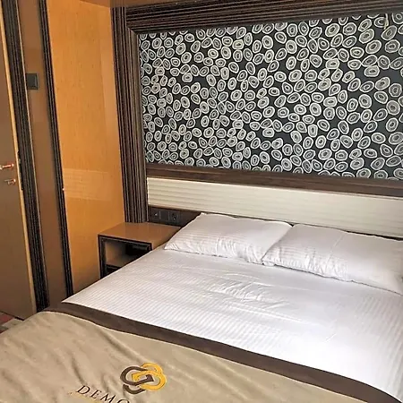 Demosan Szálloda 3*
